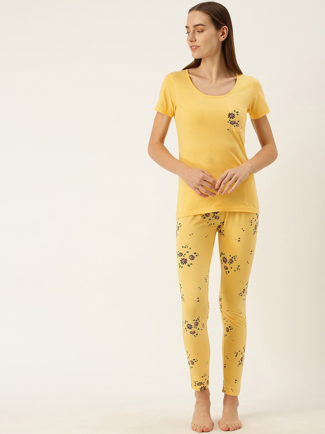 

Slumber Jill Women Printed Pure Cotton Night suit, Yellow