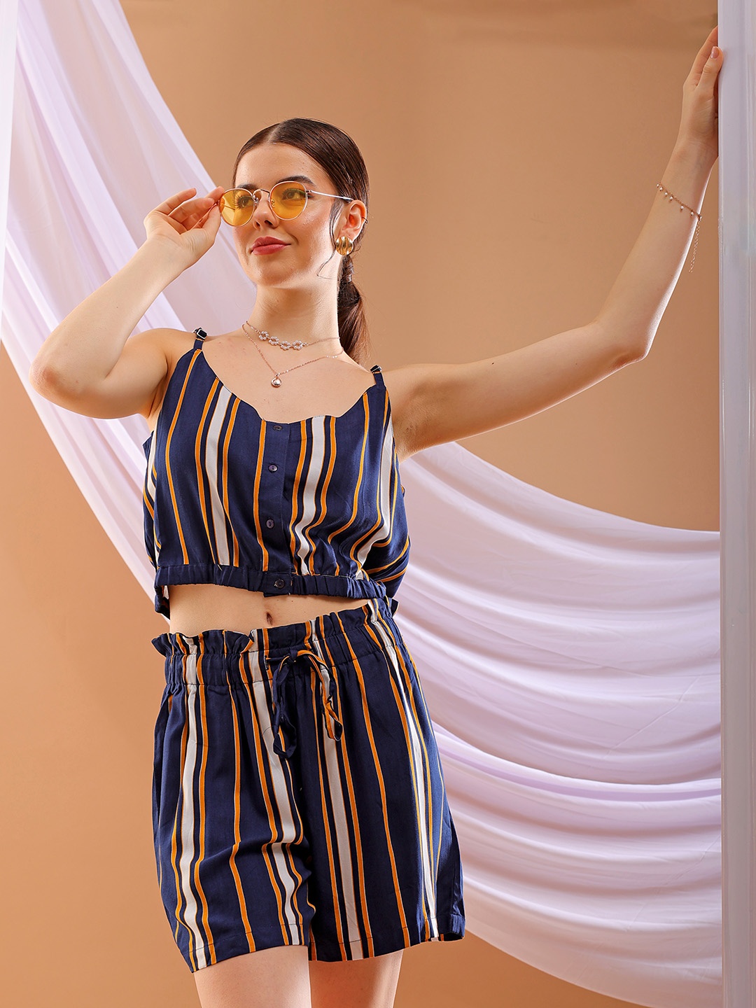 

Freehand by The Indian Garage Co Women Striped Top With Shorts Co-Ords, Navy blue