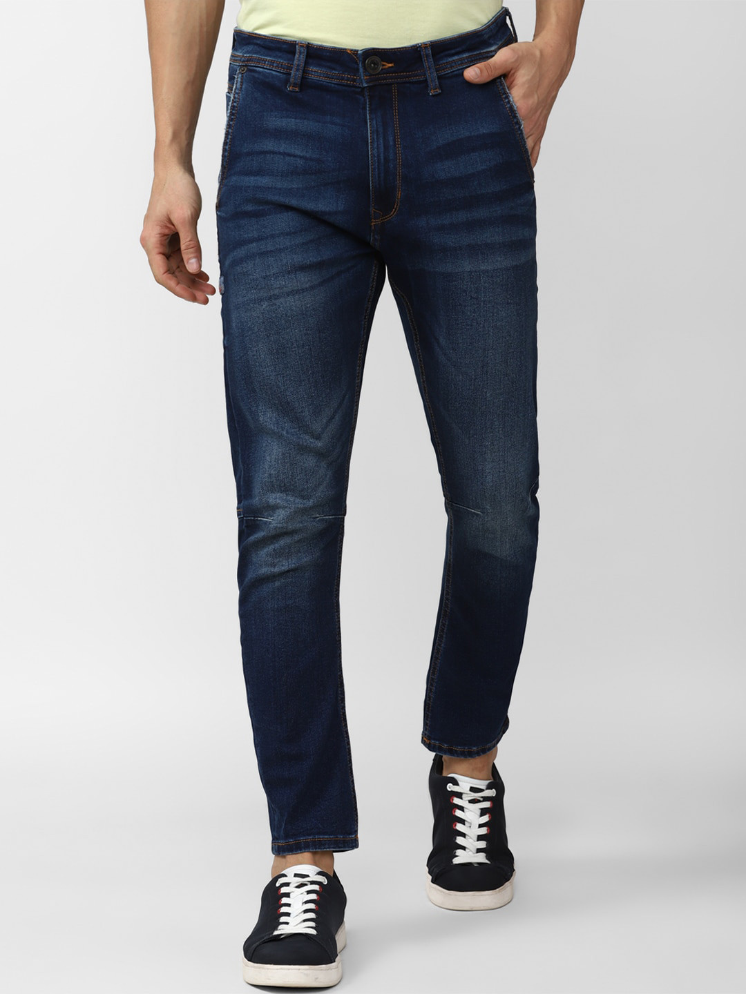 

Peter England Casuals Men Cotton Light Fade Jeans, Navy blue