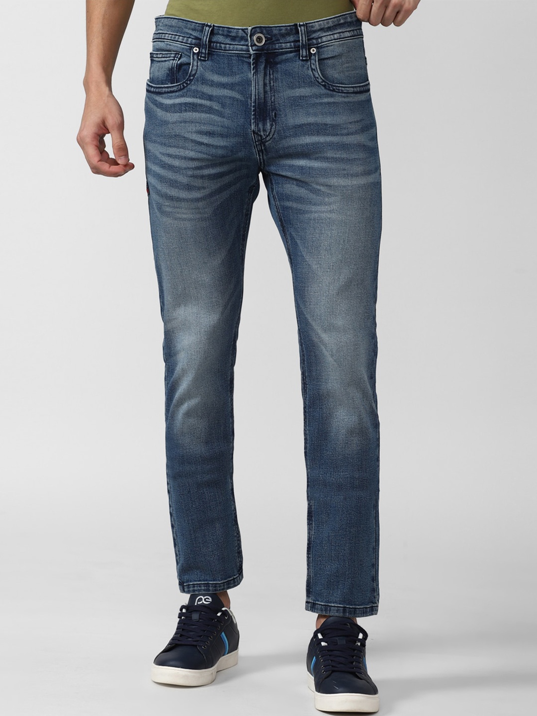 

Peter England Casuals Men Heavy Fade Jeans, Navy blue