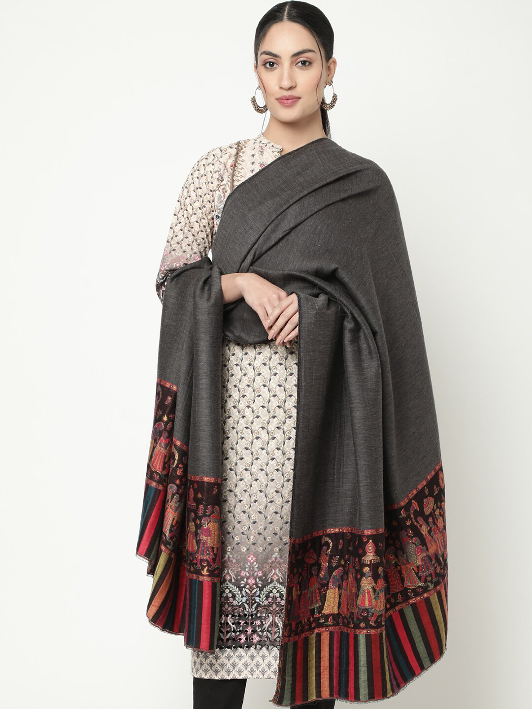 

La Vastraa Women Woven-Design Reversible Pure Wool Shawl, Black