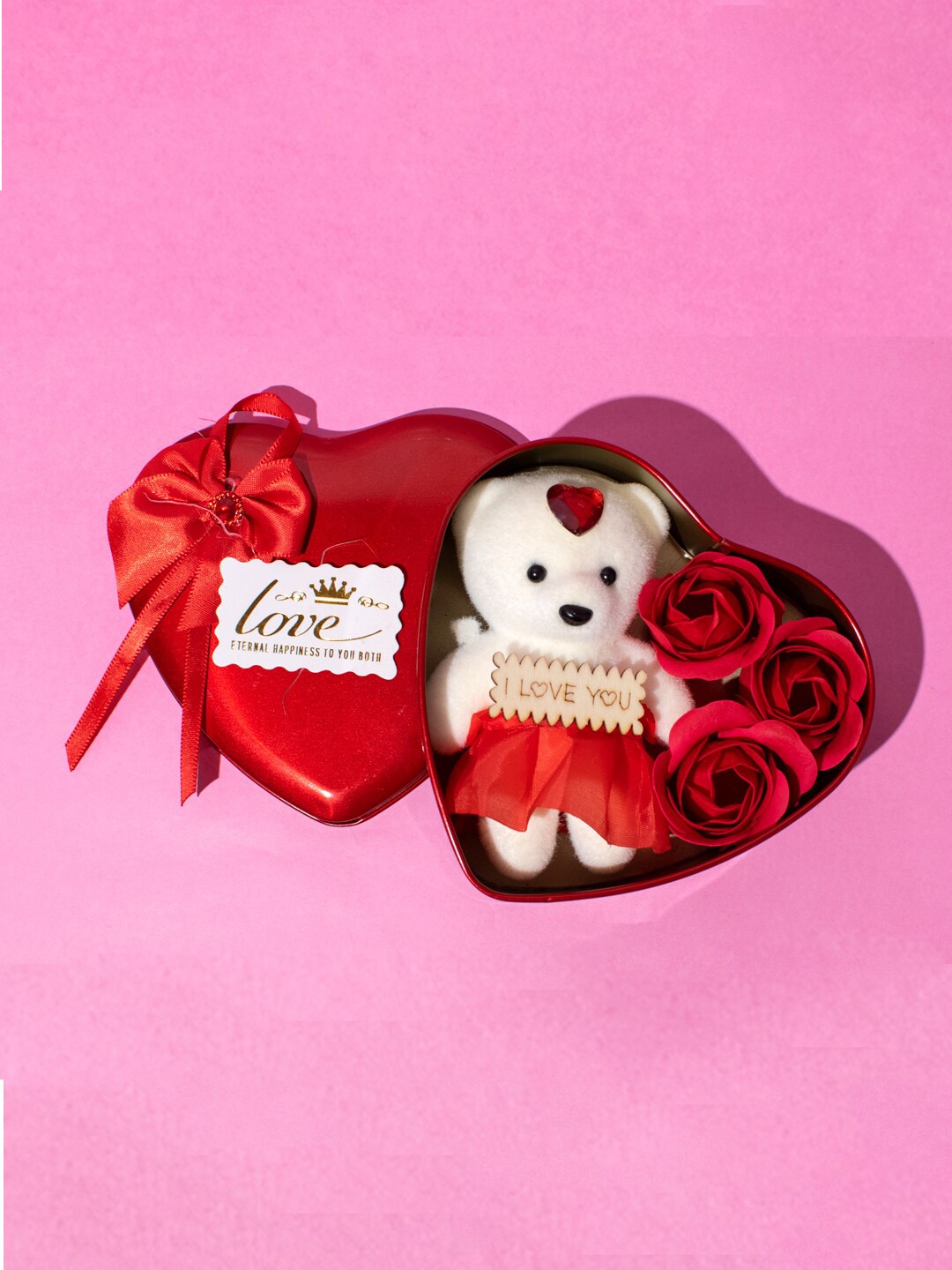 

StatueStudio Red Heart Box with Mini Teddy & Artificial Roses Gift Set