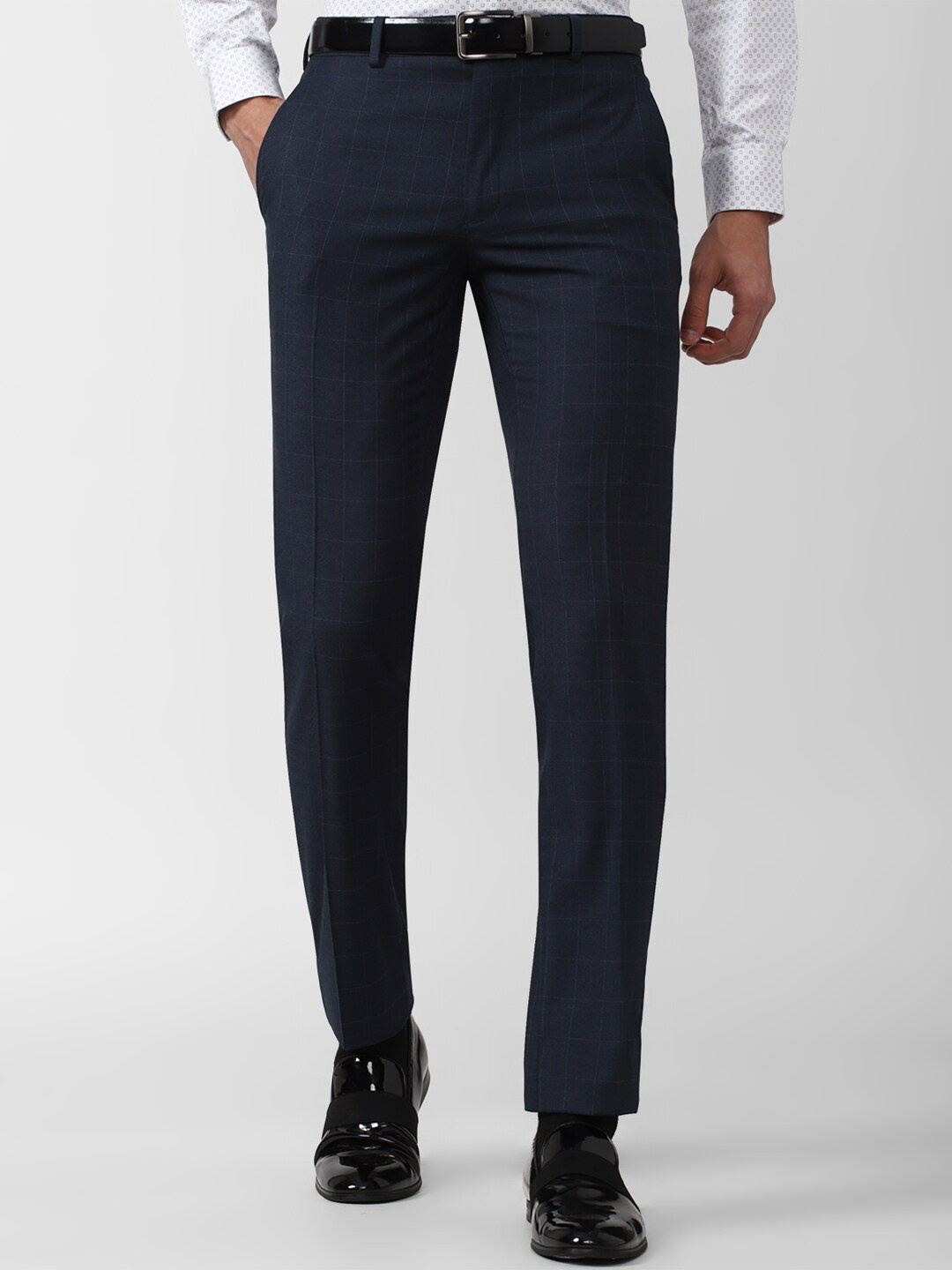 

Van Heusen Men Checked Slim Fit Trousers, Navy blue