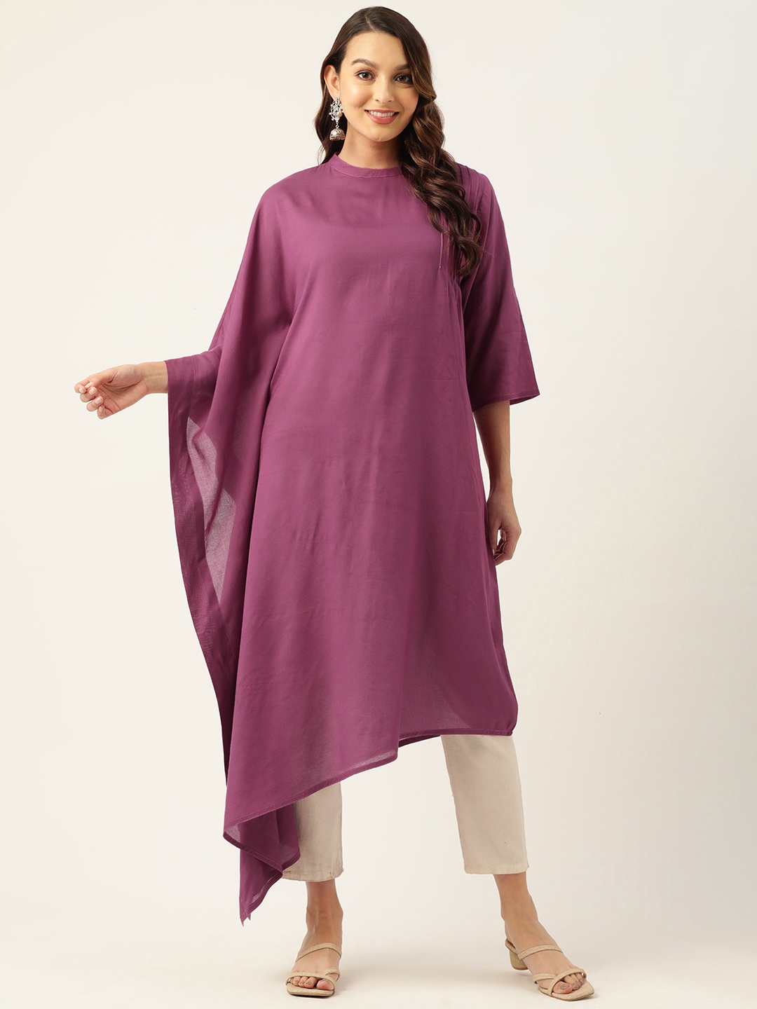 

ZIZO By Namrata Bajaj Women Flared Sleeves Kaftan Kurta, Purple