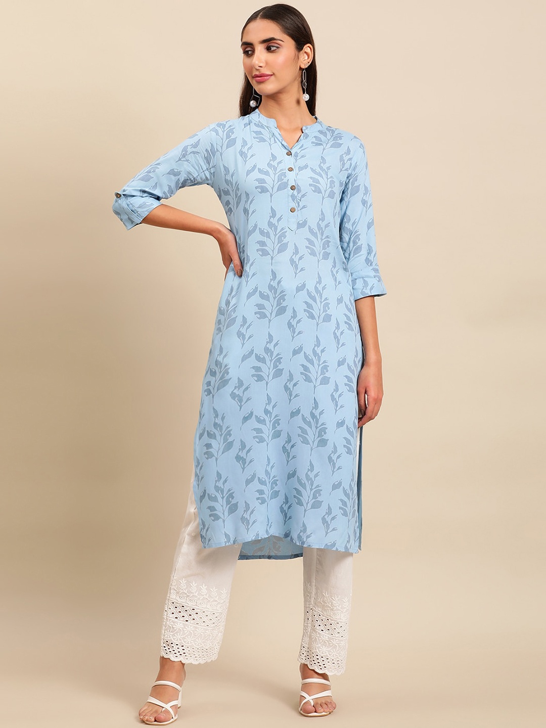 

Sangria Women Floral Printed Flared Sleeves Floral Kurta, Blue