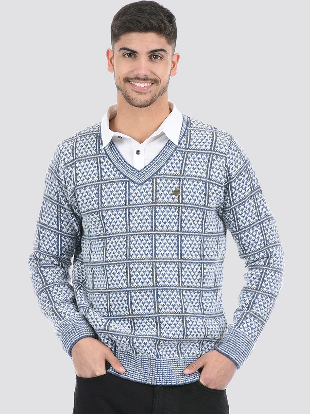 

Cloak & Decker by Monte Carlo Men Self Design Acrylic Pullover, Blue