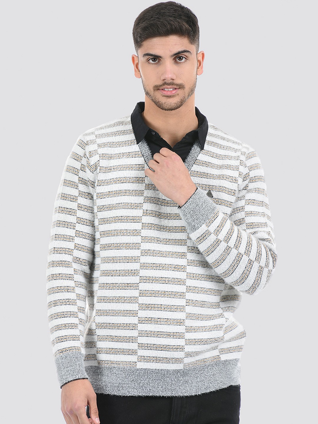 

Cloak & Decker by Monte Carlo Men Striped Acrylic Pullover Sweater, Off white