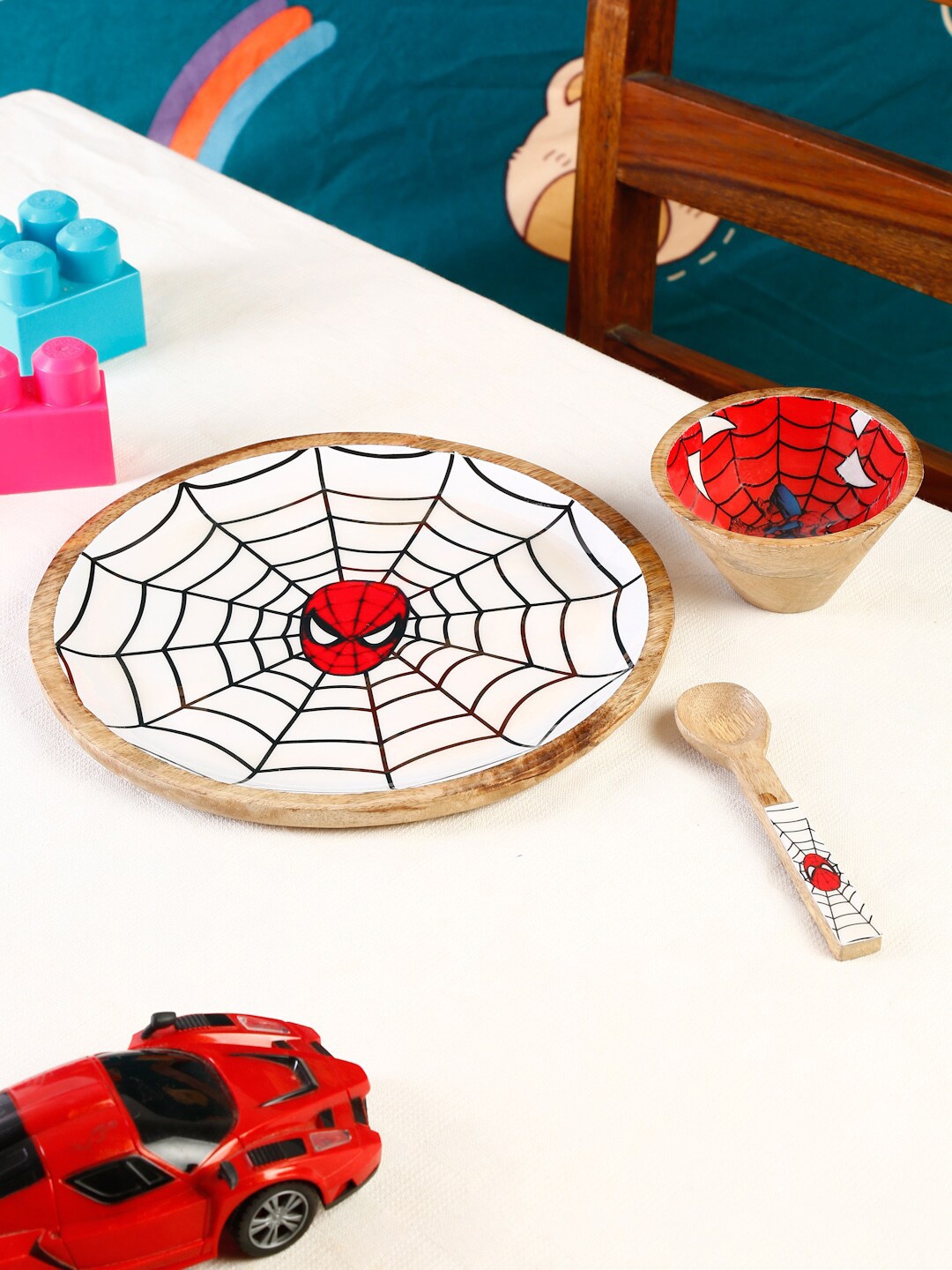 

TIPY TIPY TAP White & Red 3 Pieces Printed Matte Wood Dinner Set