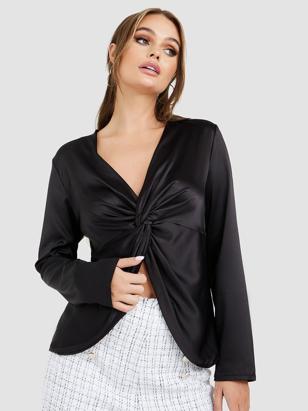 

Styli V Neck Twisted Top, Black