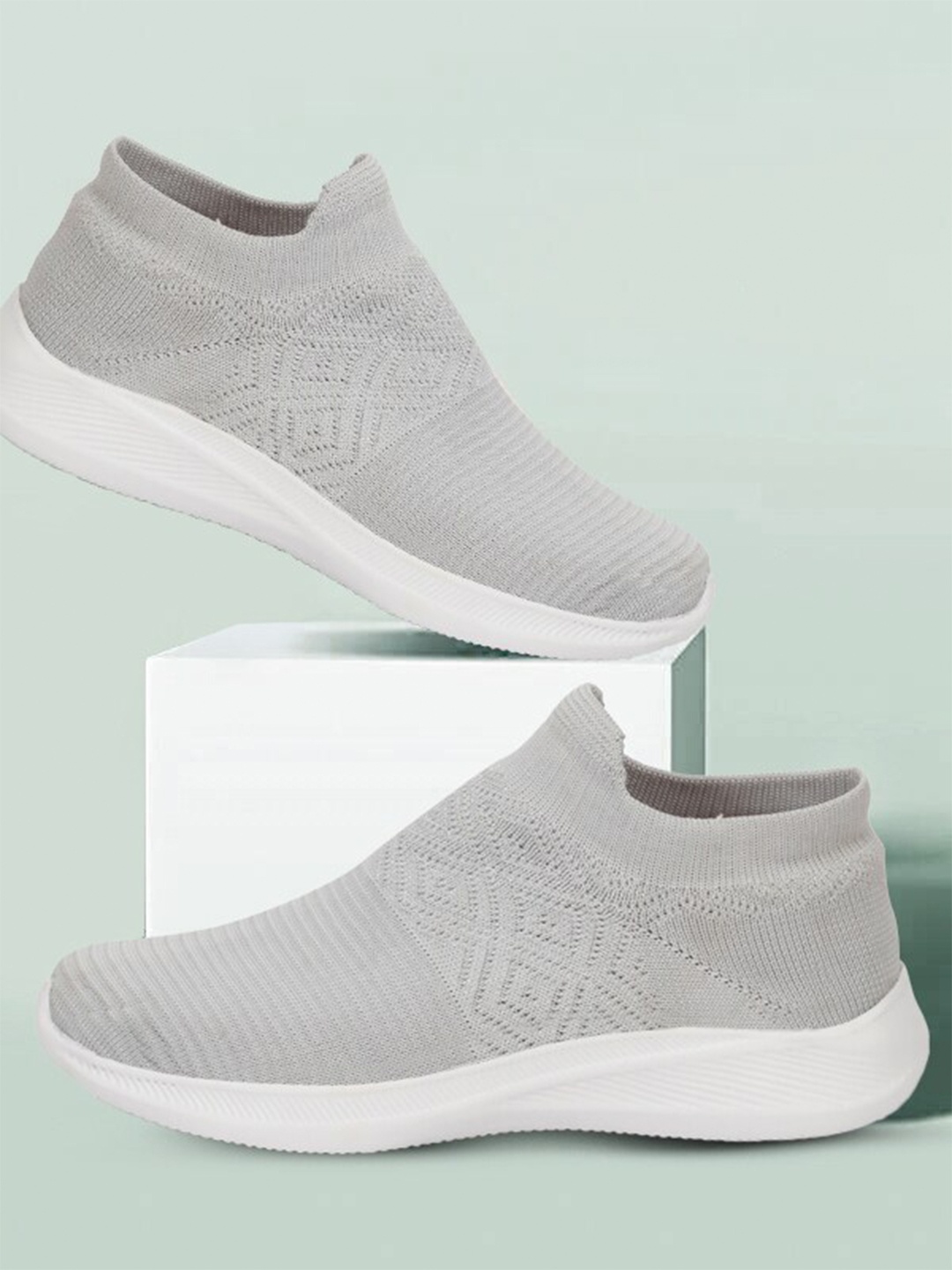 

KRAASA Women Mesh Walking Shoes, Grey