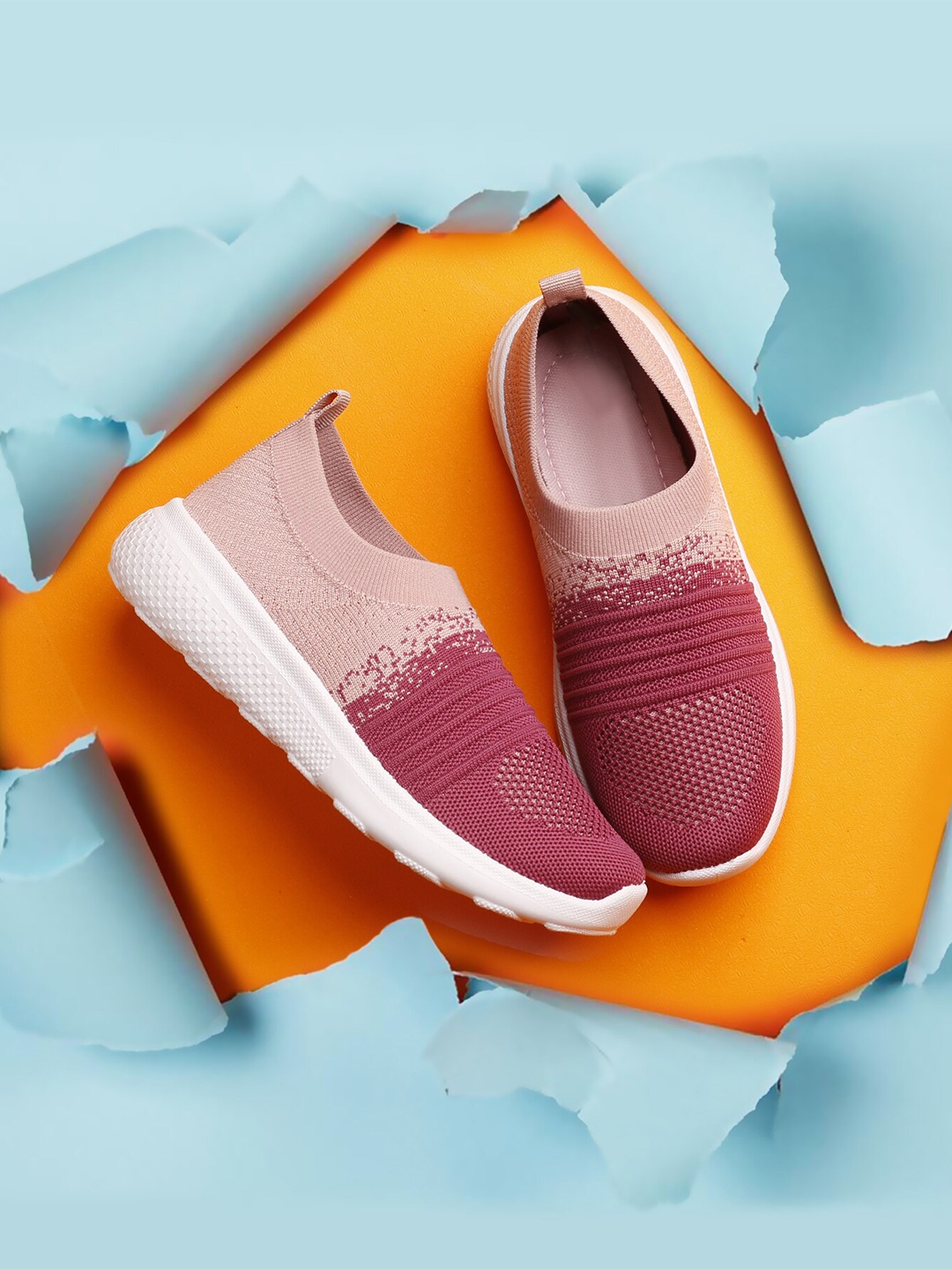 

KRAASA Women Mesh Walking Shoes, Maroon