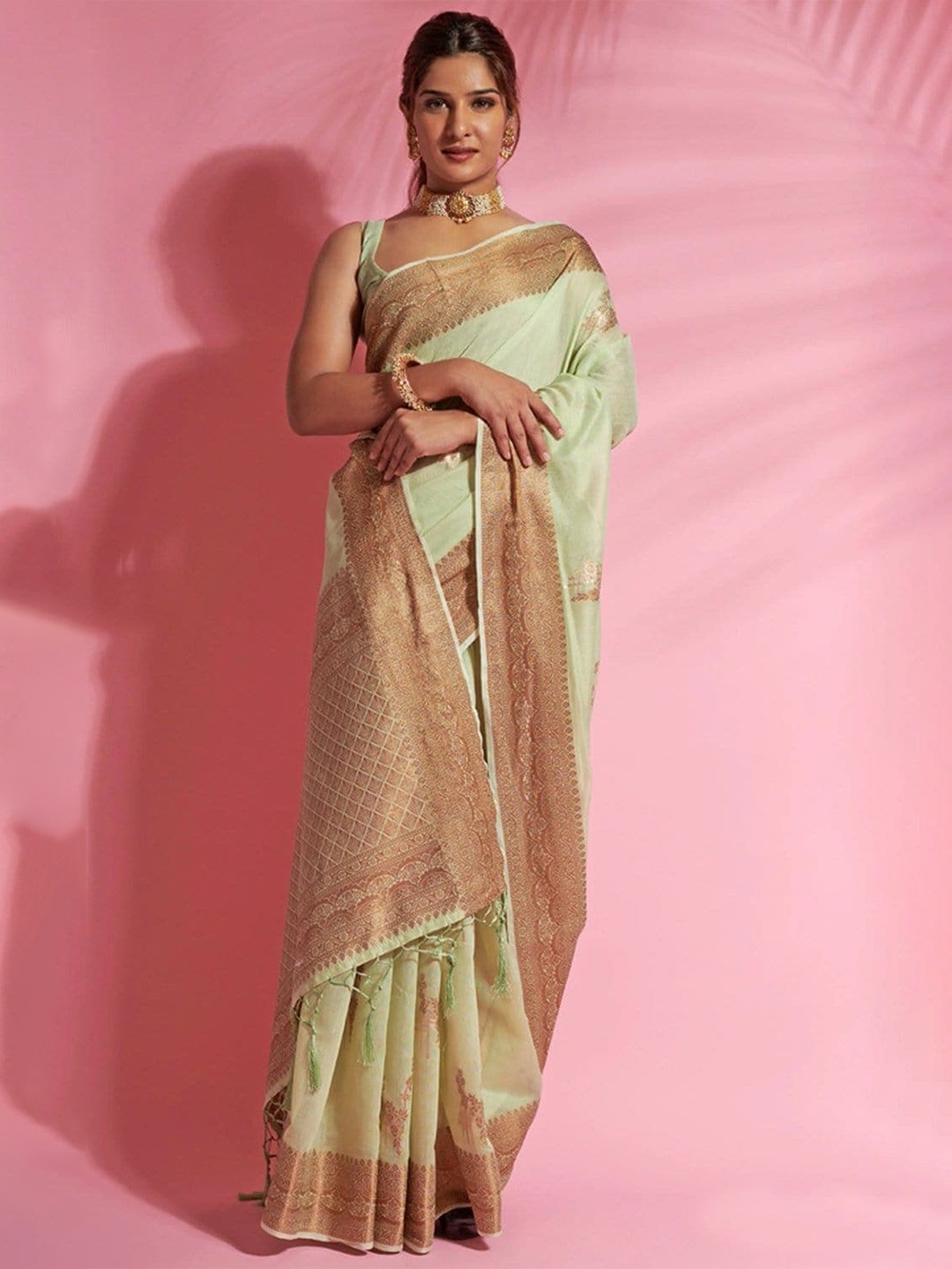 

KARAGIRI Woven Design Zari Saree, Green