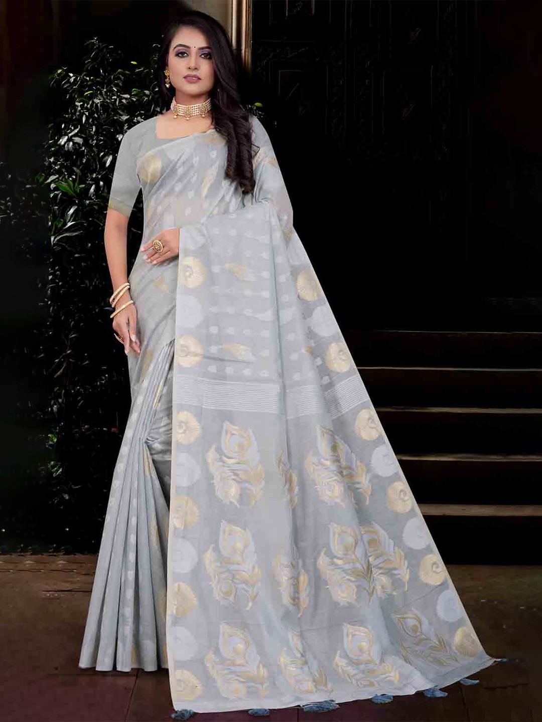 

KARAGIRI Woven Design Zari Saree, Grey