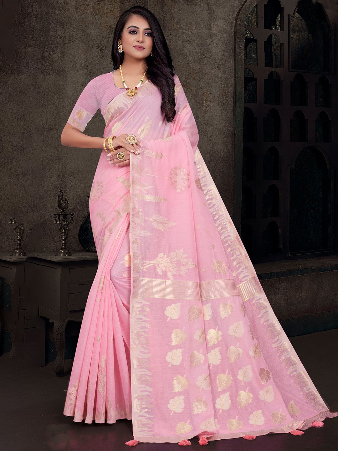 

KARAGIRI Woven Design Zari Saree, Pink