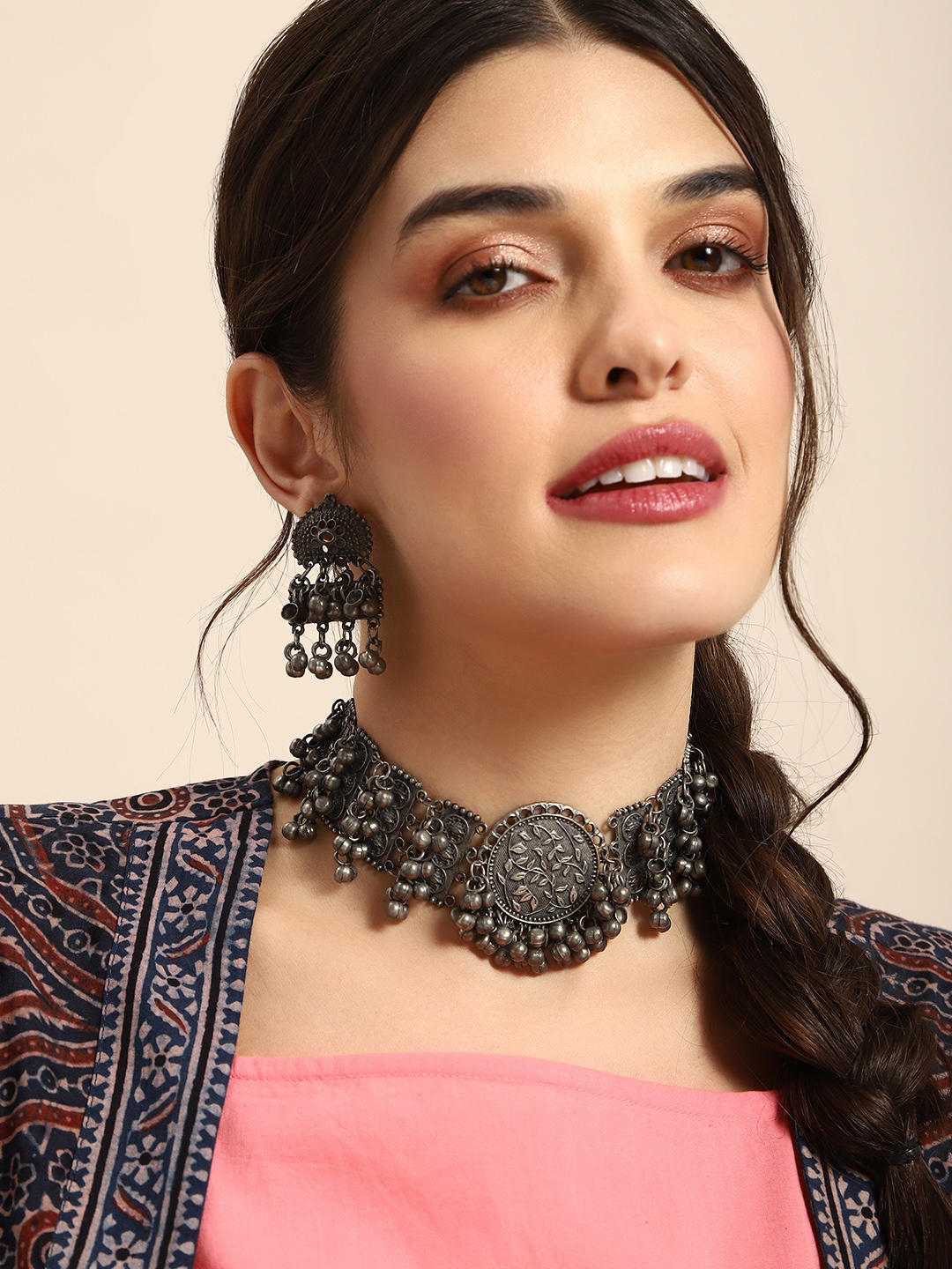 

Anouk Women Oxidised Jewellery Set, Silver