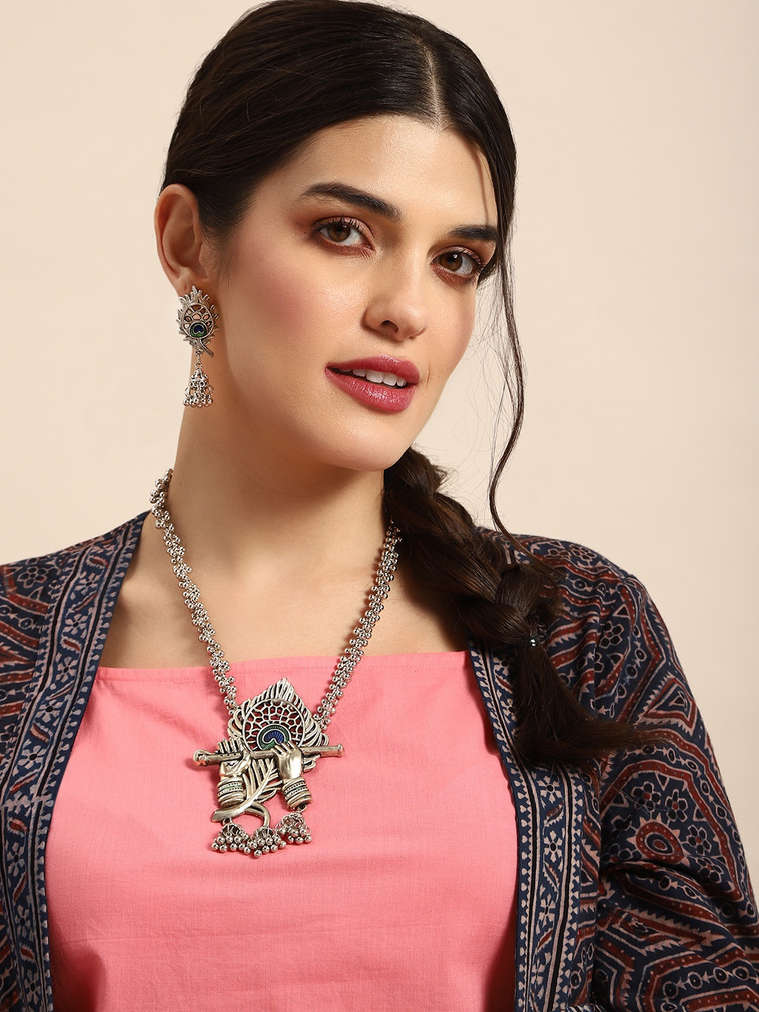 

Anouk Women Oxidised Jewellery Set, Silver