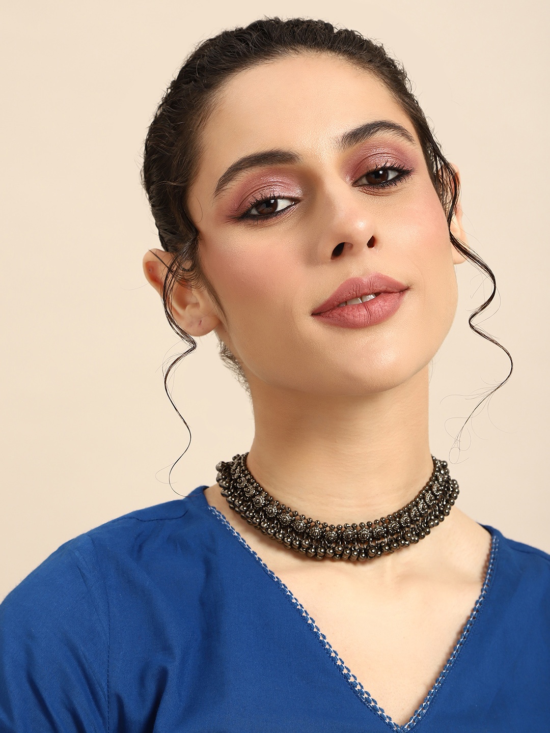 

Anouk Women Oxidised Necklace, Silver