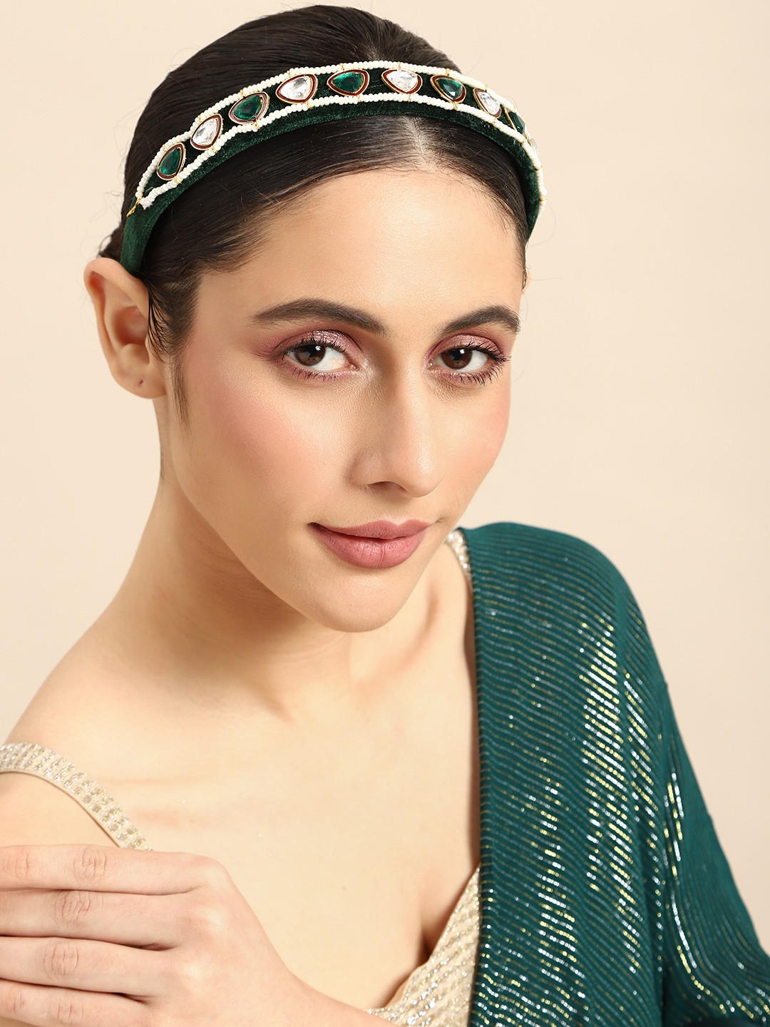 

Anouk Women Embellished Hairband, Green