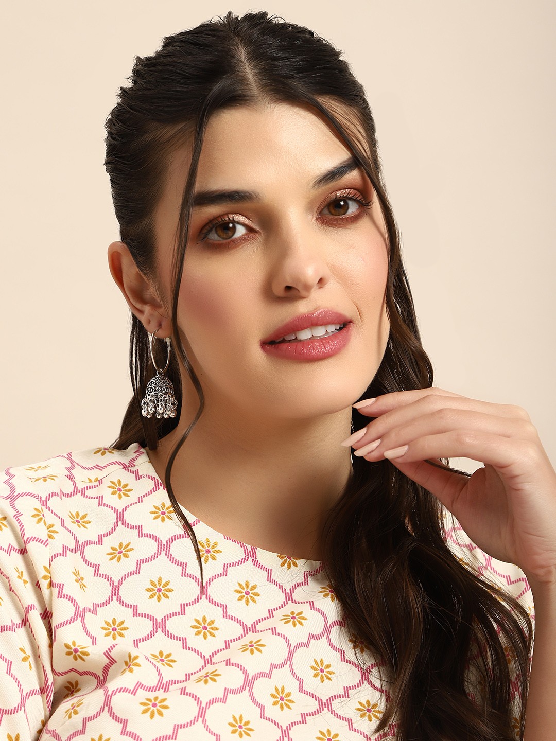 

Anouk Dome Shaped Jhumkas Earrings, Silver