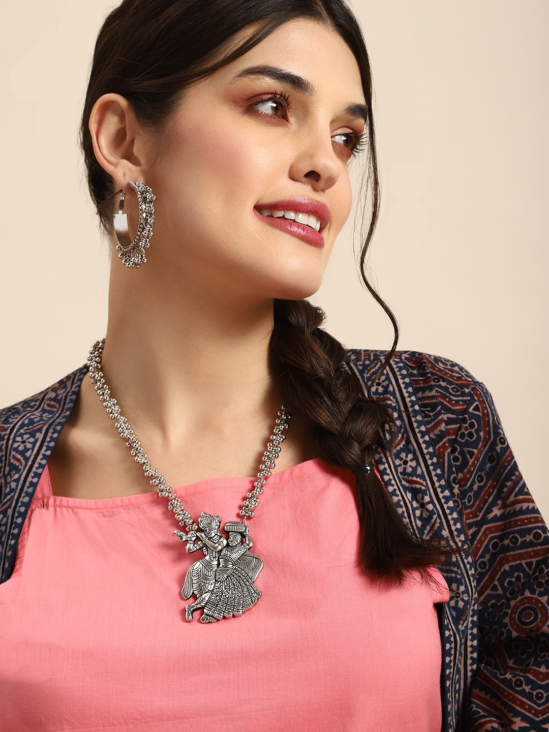 

Anouk Women Oxidised Jewellery Set, Silver