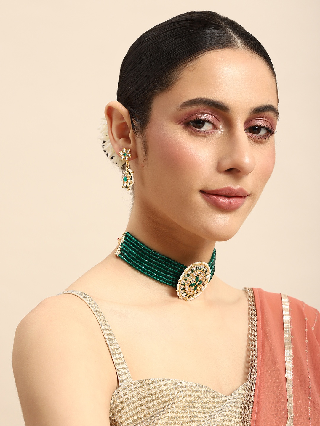 

Anouk Kundan With Beads Choker Necklace & Earrings Set, Green