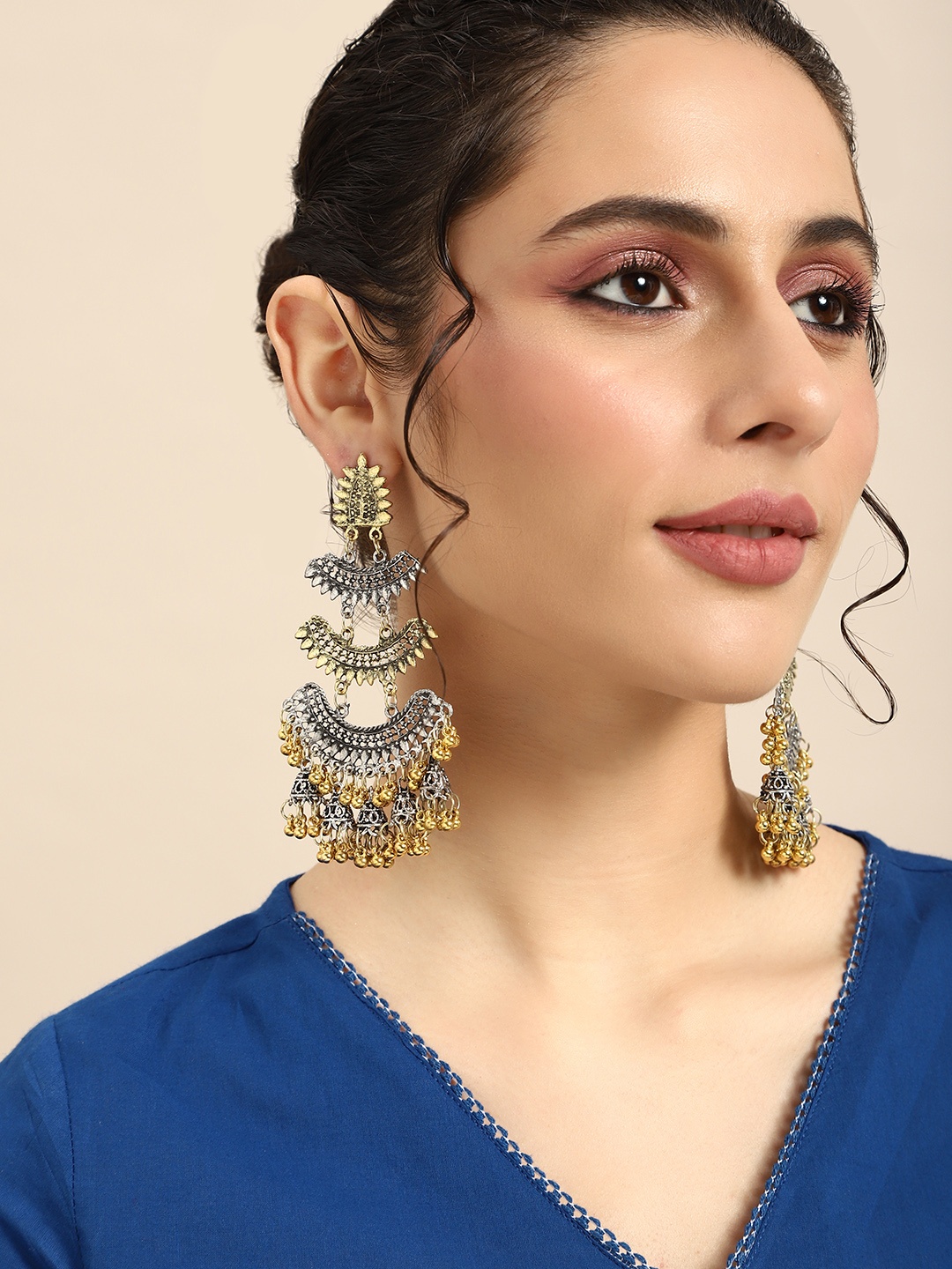 

Anouk Layered Chandbalis, Gold
