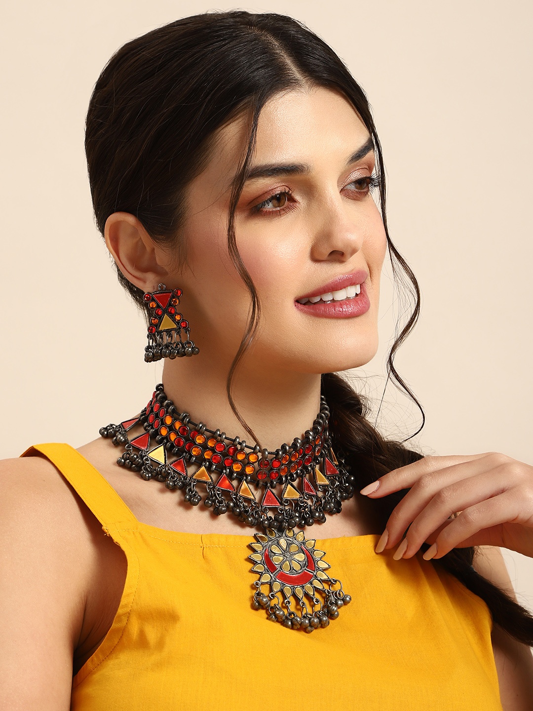 

Anouk Women Oxidised Mirror-Work Necklace & Earrings Set, Silver
