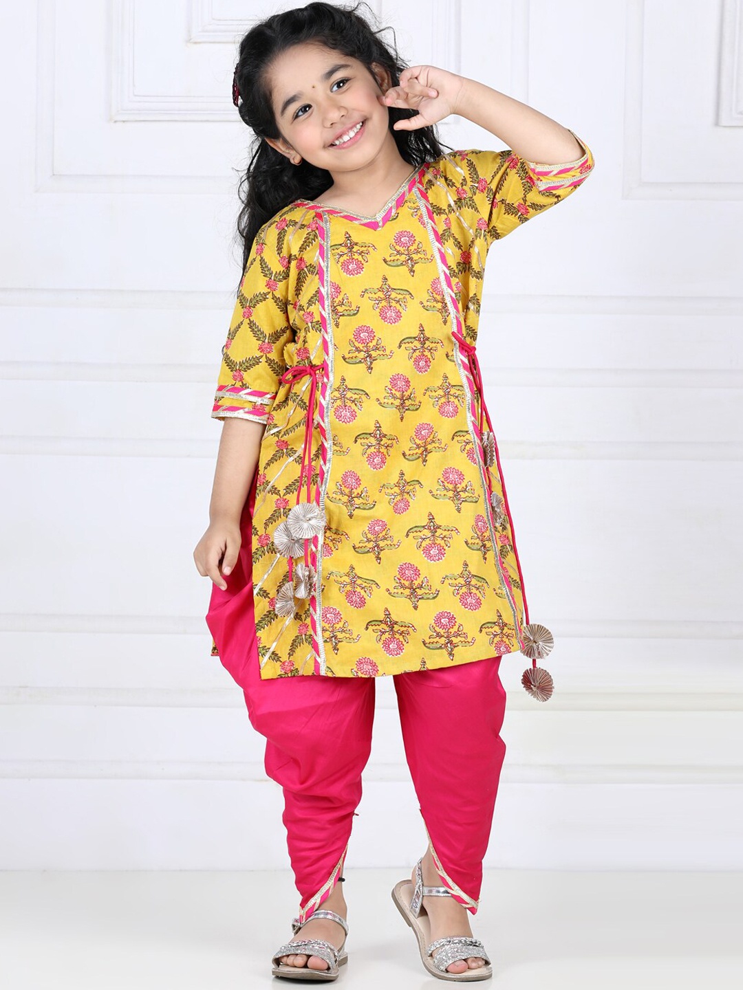 

Here&Now X Kinder Kids Girls Floral Printed Pure Cotton Kurti with Dhoti Pants, Yellow