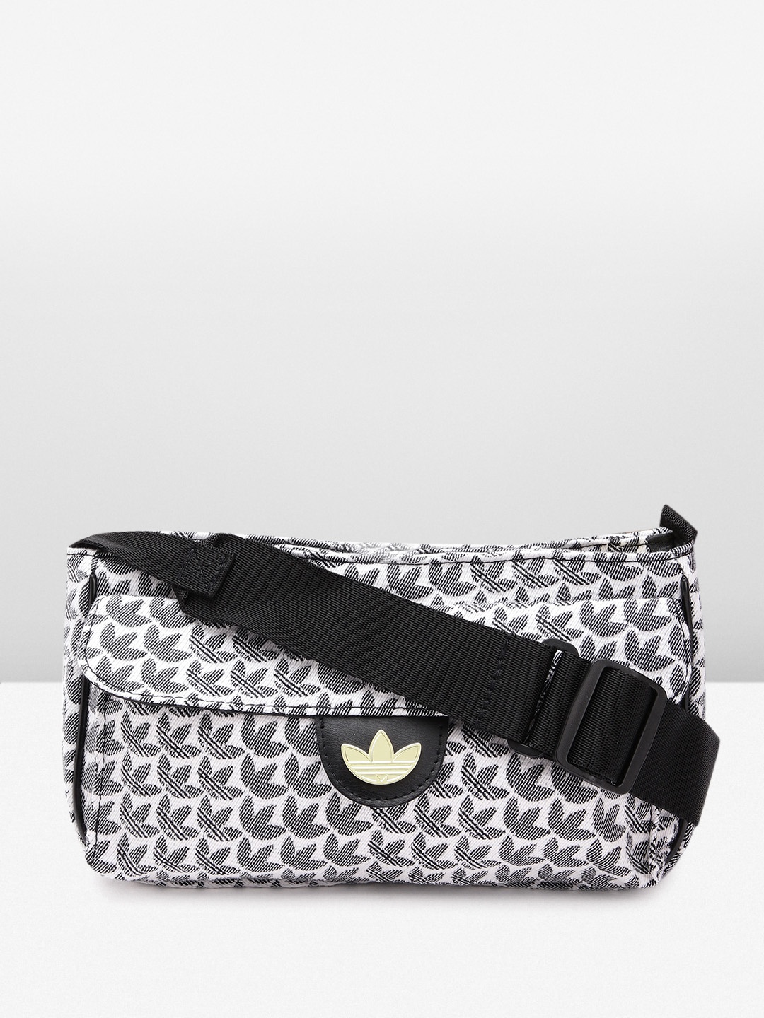 

ADIDAS Originals Women Brand Logo Textured Mini Airliner Sling Bag, White