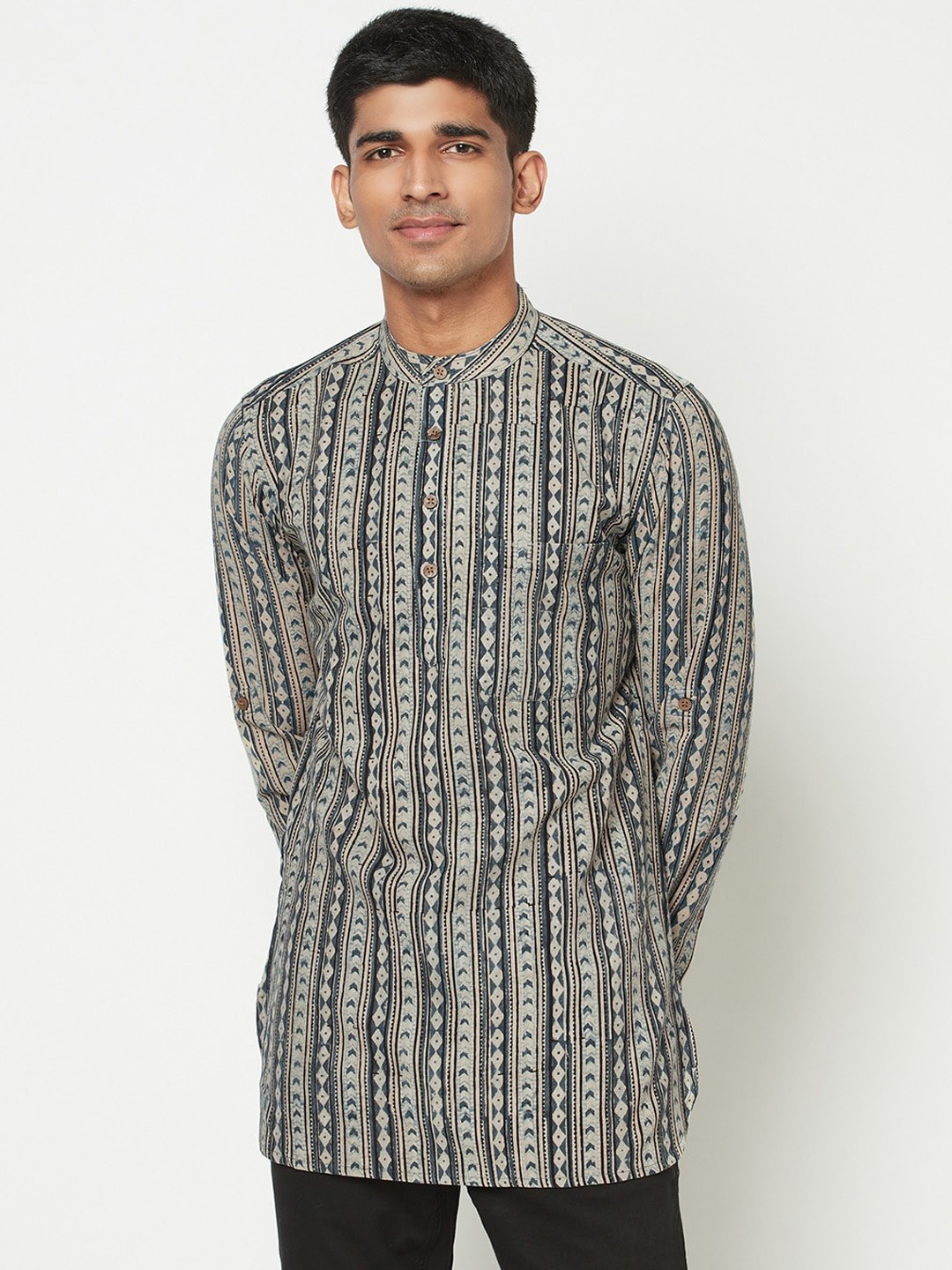

Fabindia Men Ethnic Motifs Printed Cotton Slim Fit Kurta, Beige