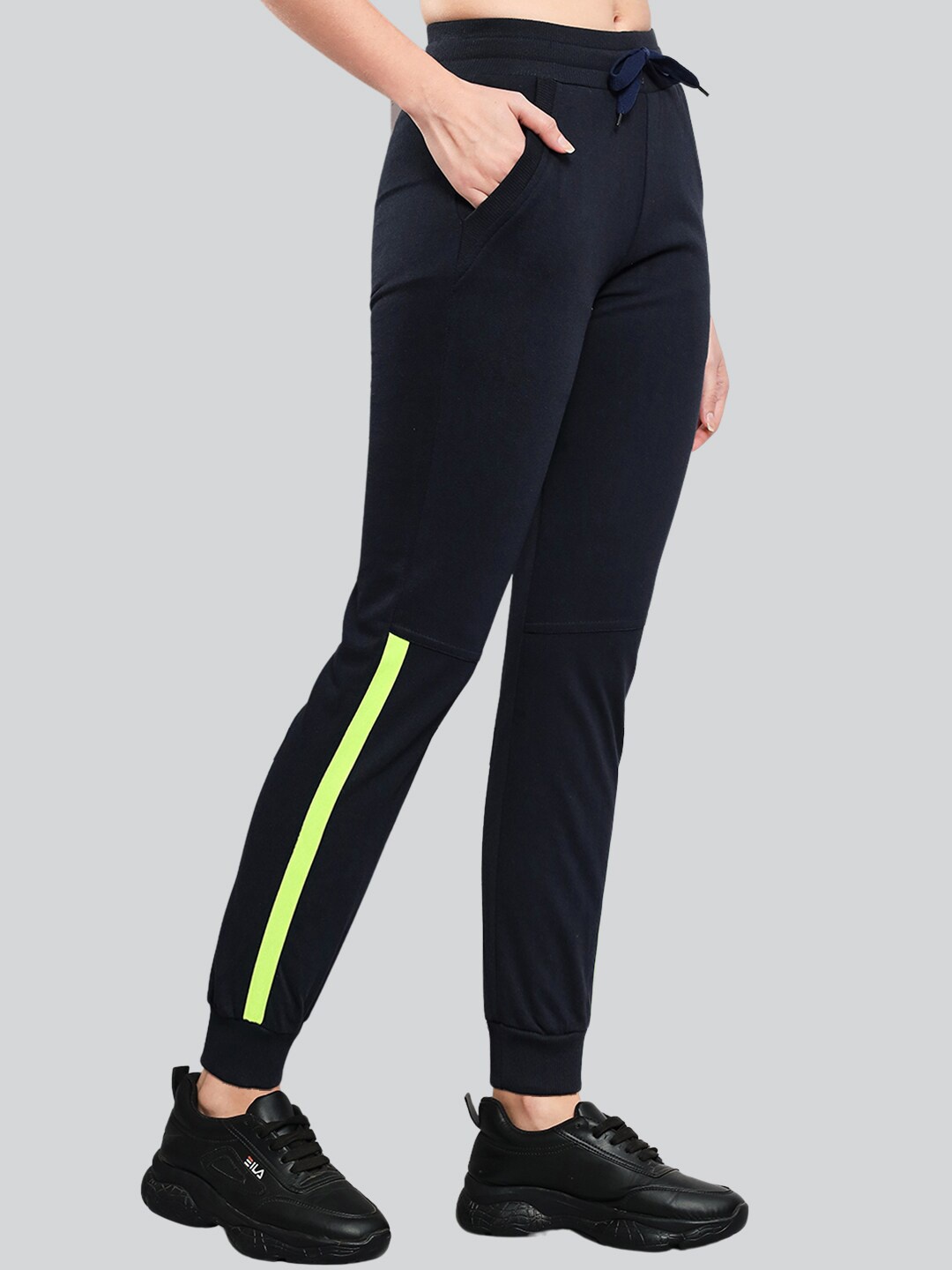

Q-rious Women Cotton Joggers, Navy blue