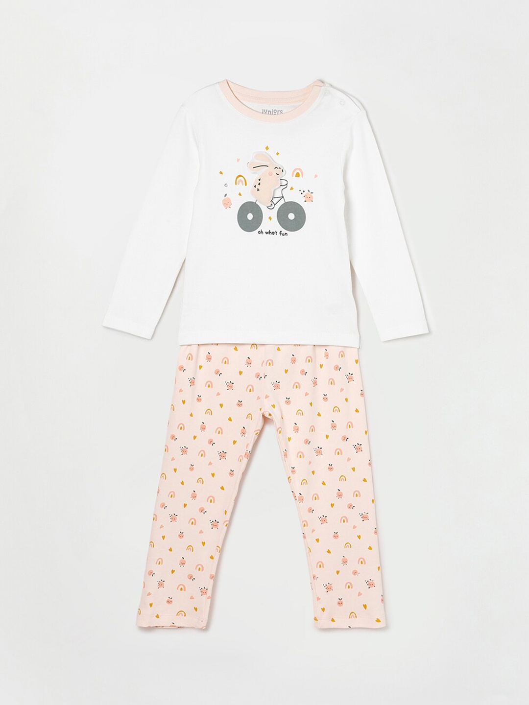 

Juniors by Lifestyle Girls Printed Pure Cotton Night suit, Cream