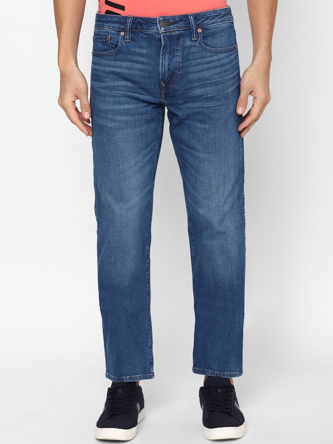 

AMERICAN EAGLE OUTFITTERS Men Mid-Rise Light Fade Jeans, Blue