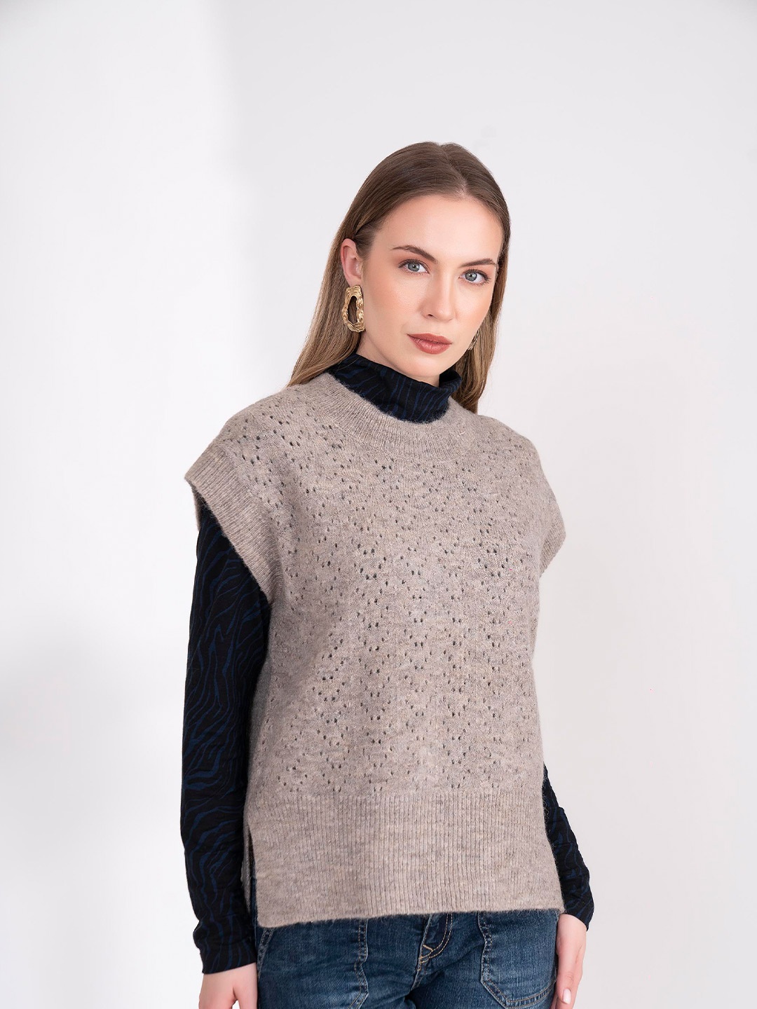 

B.Copenhagen Women Self Design Sweater Vest, Brown