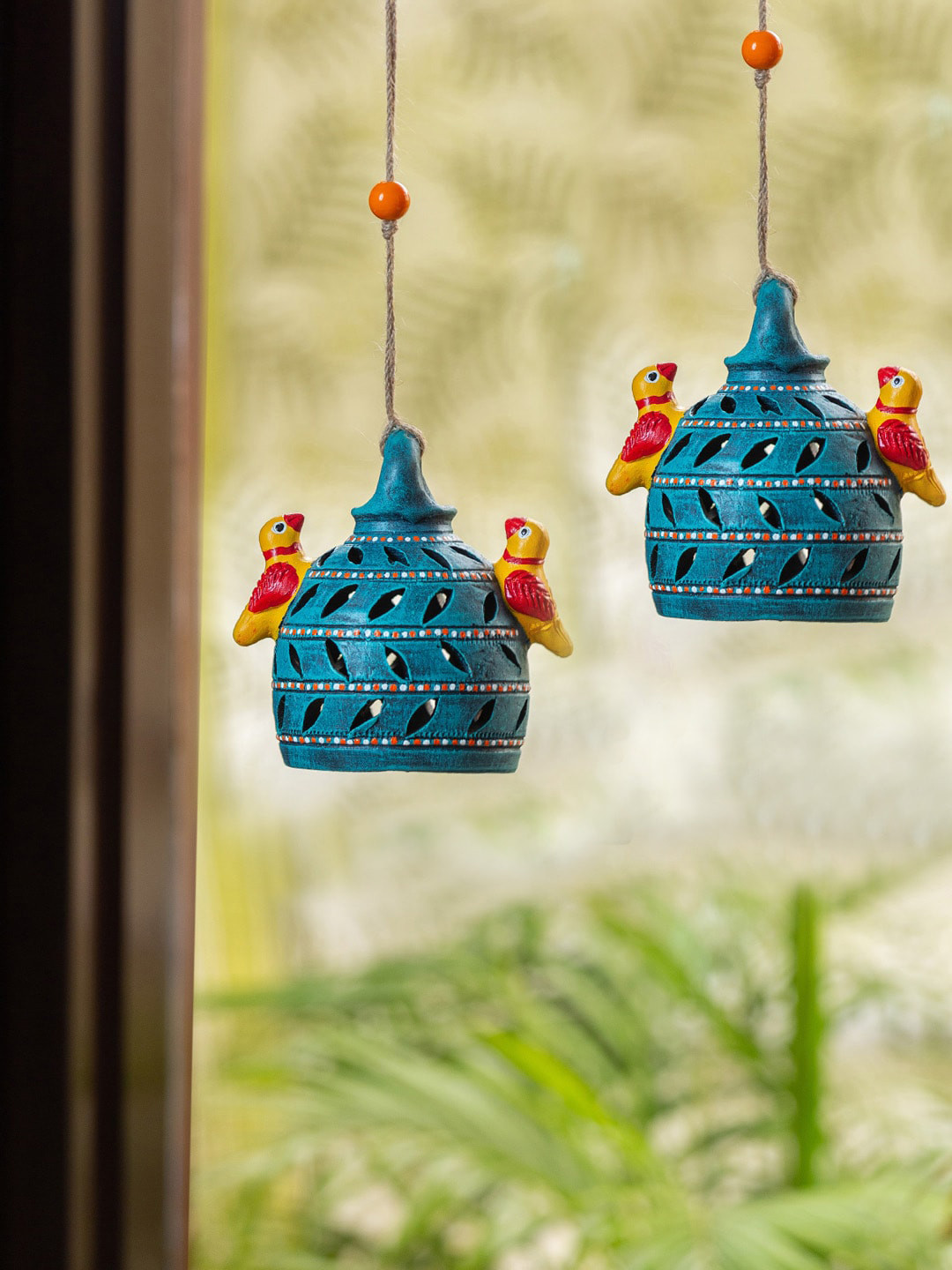

ExclusiveLane Set Of 2 Birdies Terracotta Garden Decorative Hanging, Blue