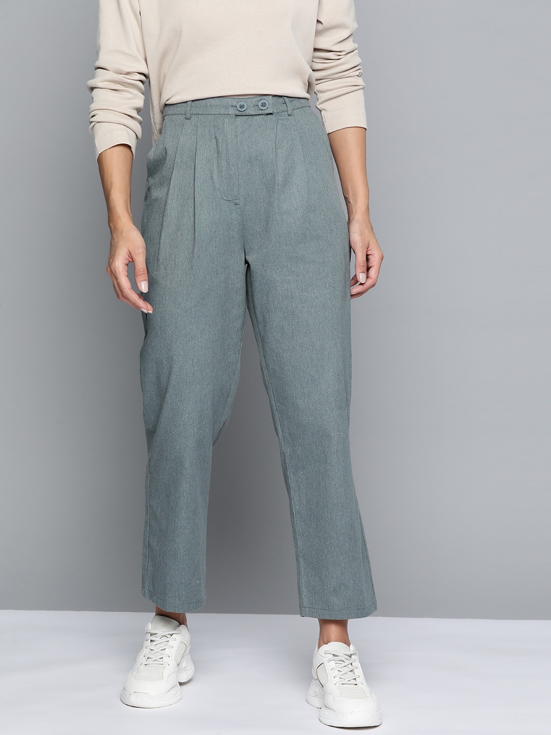 

Mast & Harbour Solid Pleated Trousers, Grey