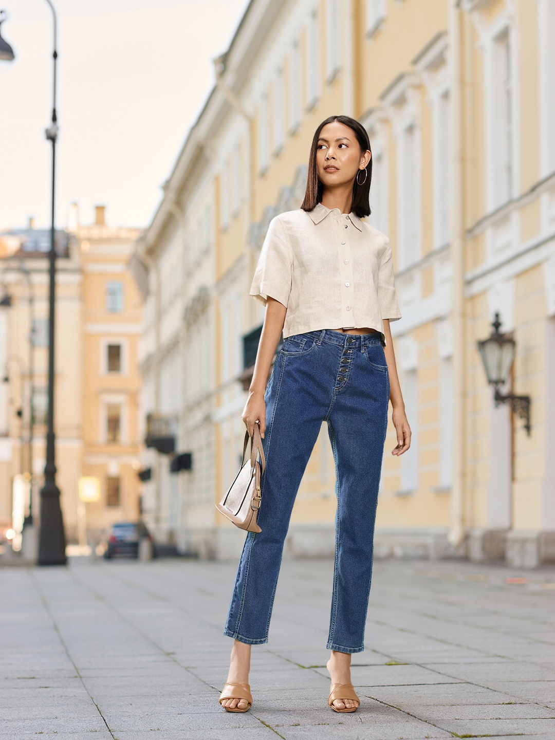

all about you Women Barrel Fit Mid-Rise Stretchable Jeans, Blue