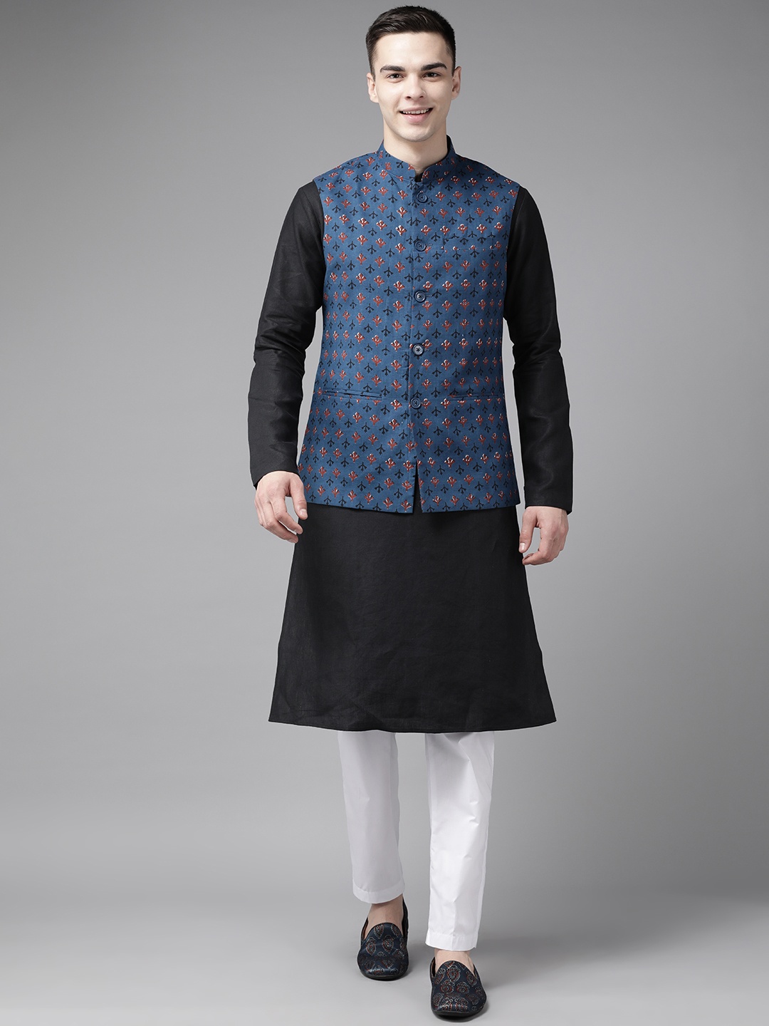 

See Designs Men Pure Cotton Kurta With Pyjamas & With Nehru Jacket, Blue