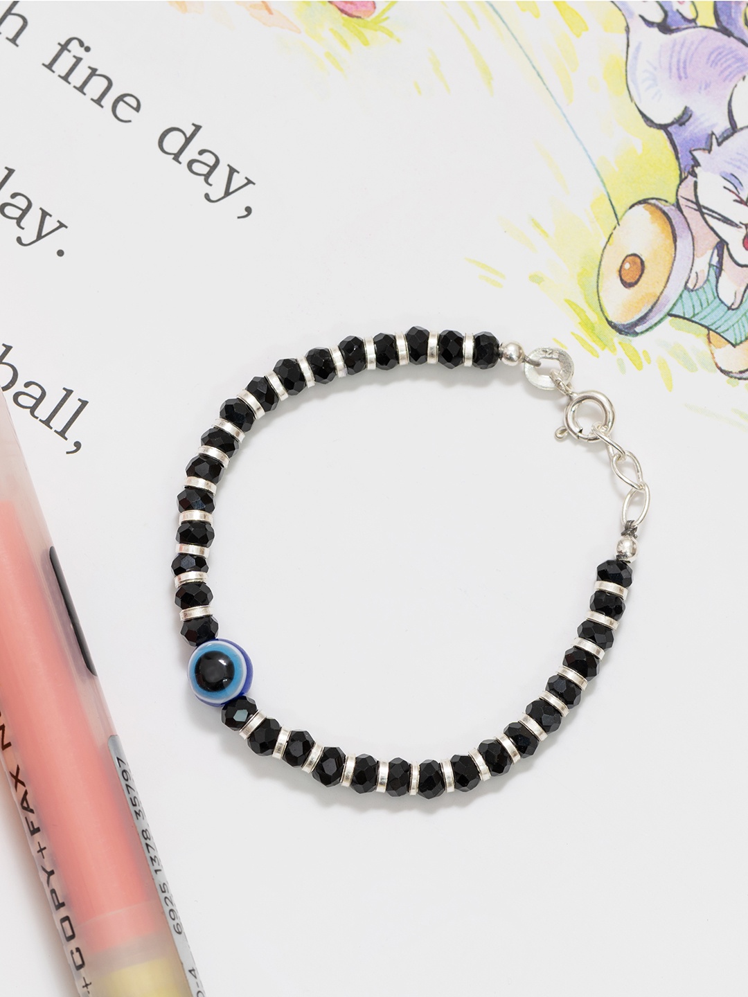 

Zavya Kids Silver-Toned & Black Sterling Silver Rhodium-Plated Wraparound Bracelet