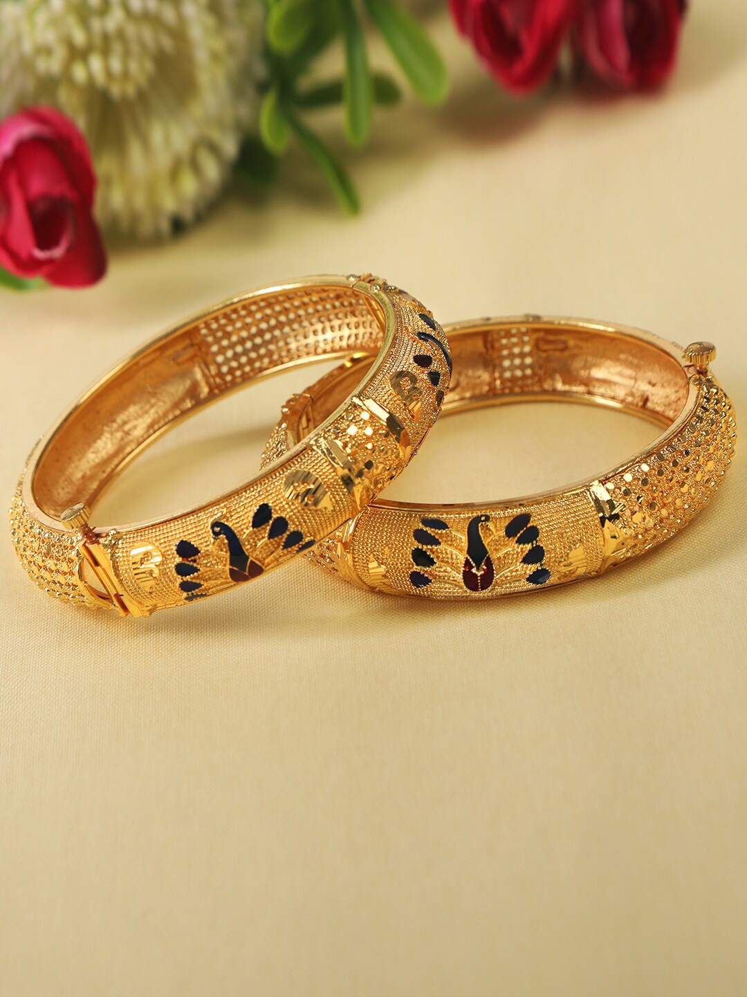 

AccessHer Set Of 2 Gold-Plated Peacock Design Enameled Bangles