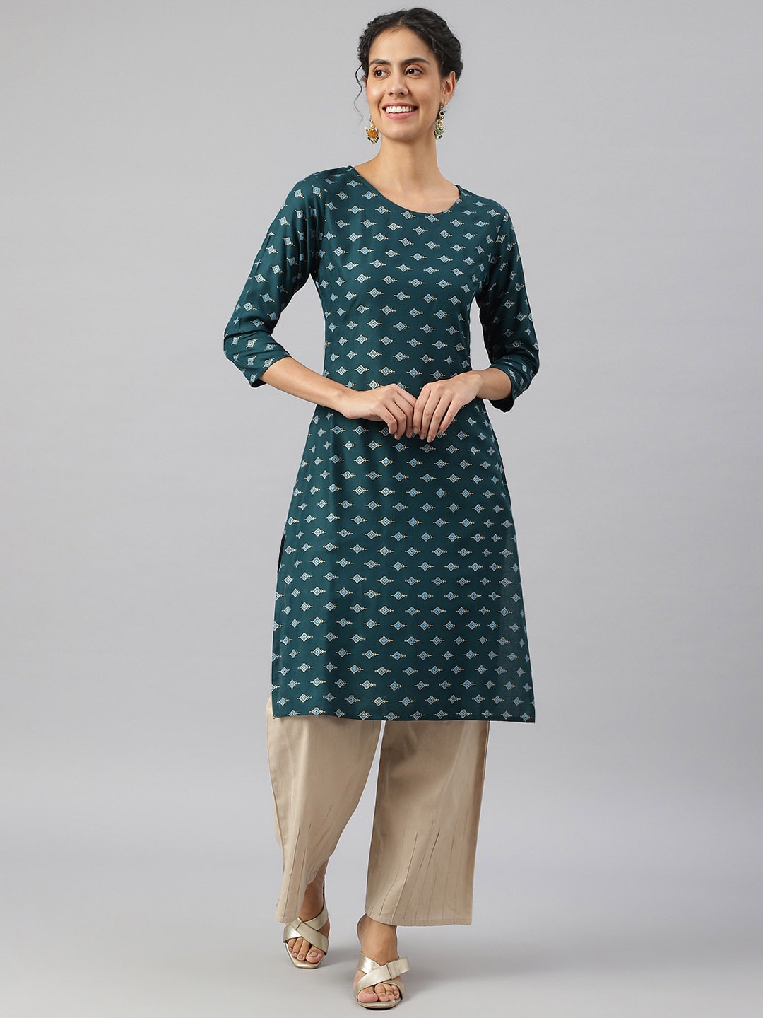 

METRO-FASHION Women Geometric Printed Pure Cotton Kurta, Teal