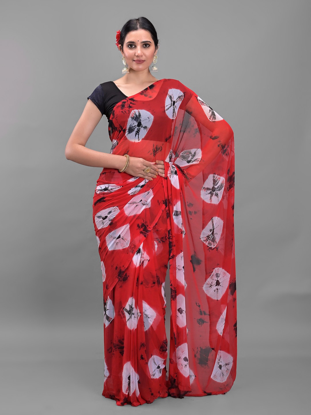 

Apratim Tie and Dye Saree, Red