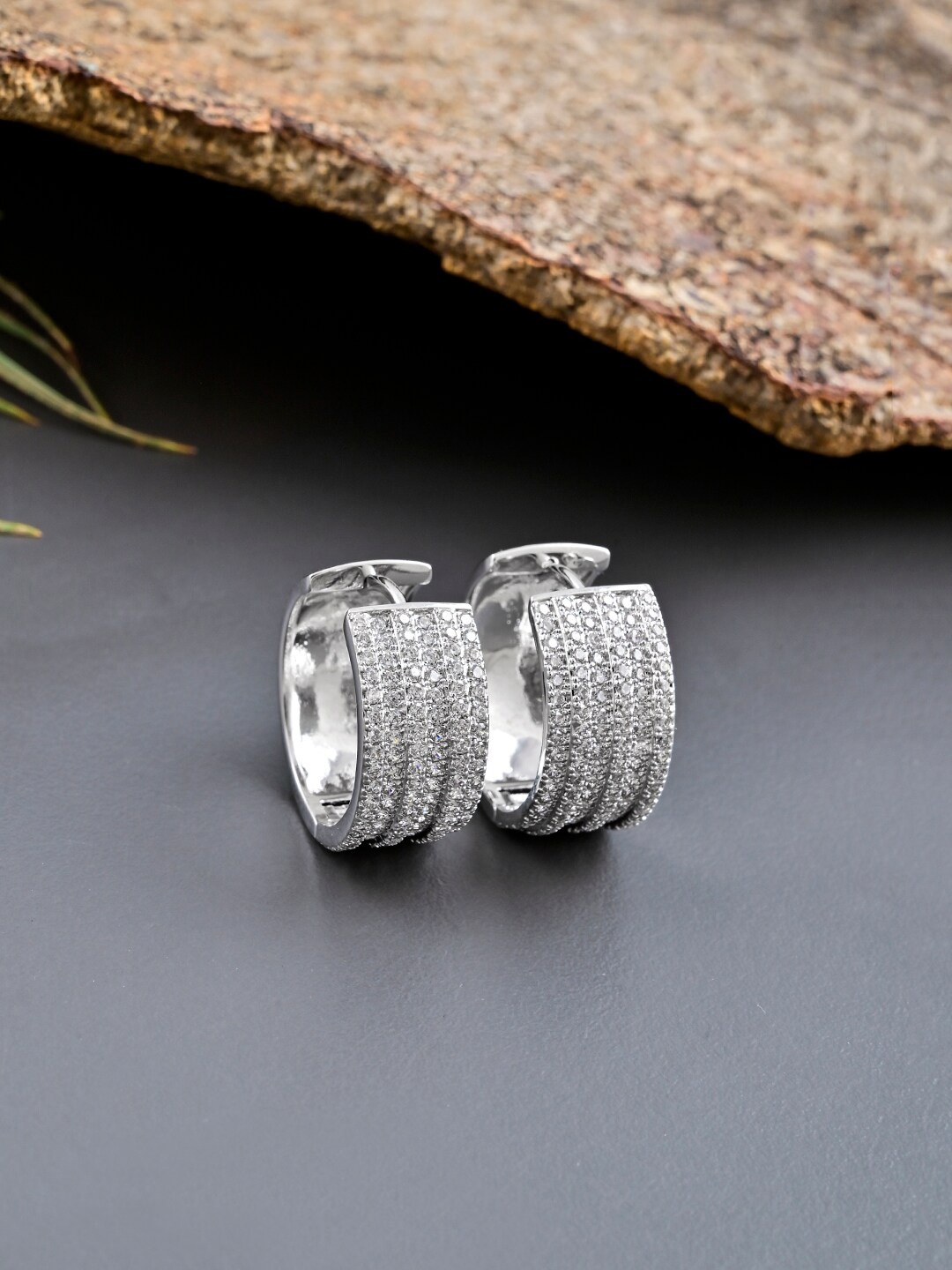 

Tistabene Silver-Plated Contemporary Hoop Earrings, White