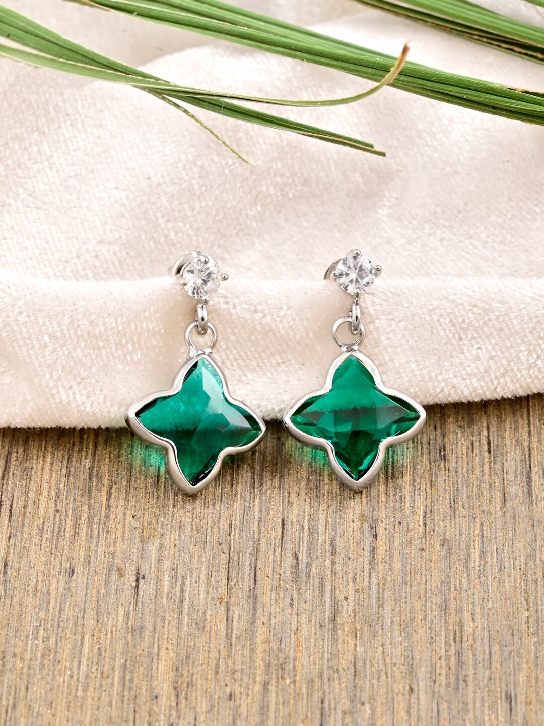 

Tistabene Silver-Plated Contemporary Drop Earrings, Green