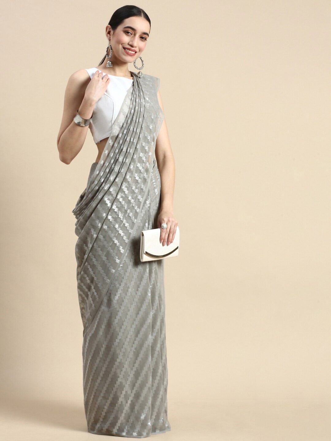 

WILORI Woven Design Zari Saree, Grey