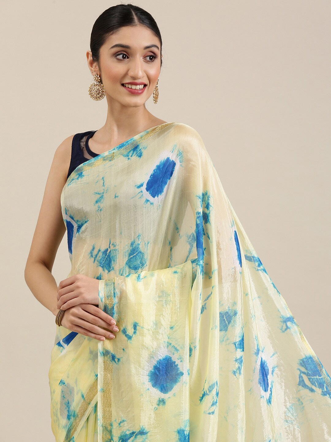 

Pavechas Tie and Dye Zari Art Silk Bandhani Saree, Cream