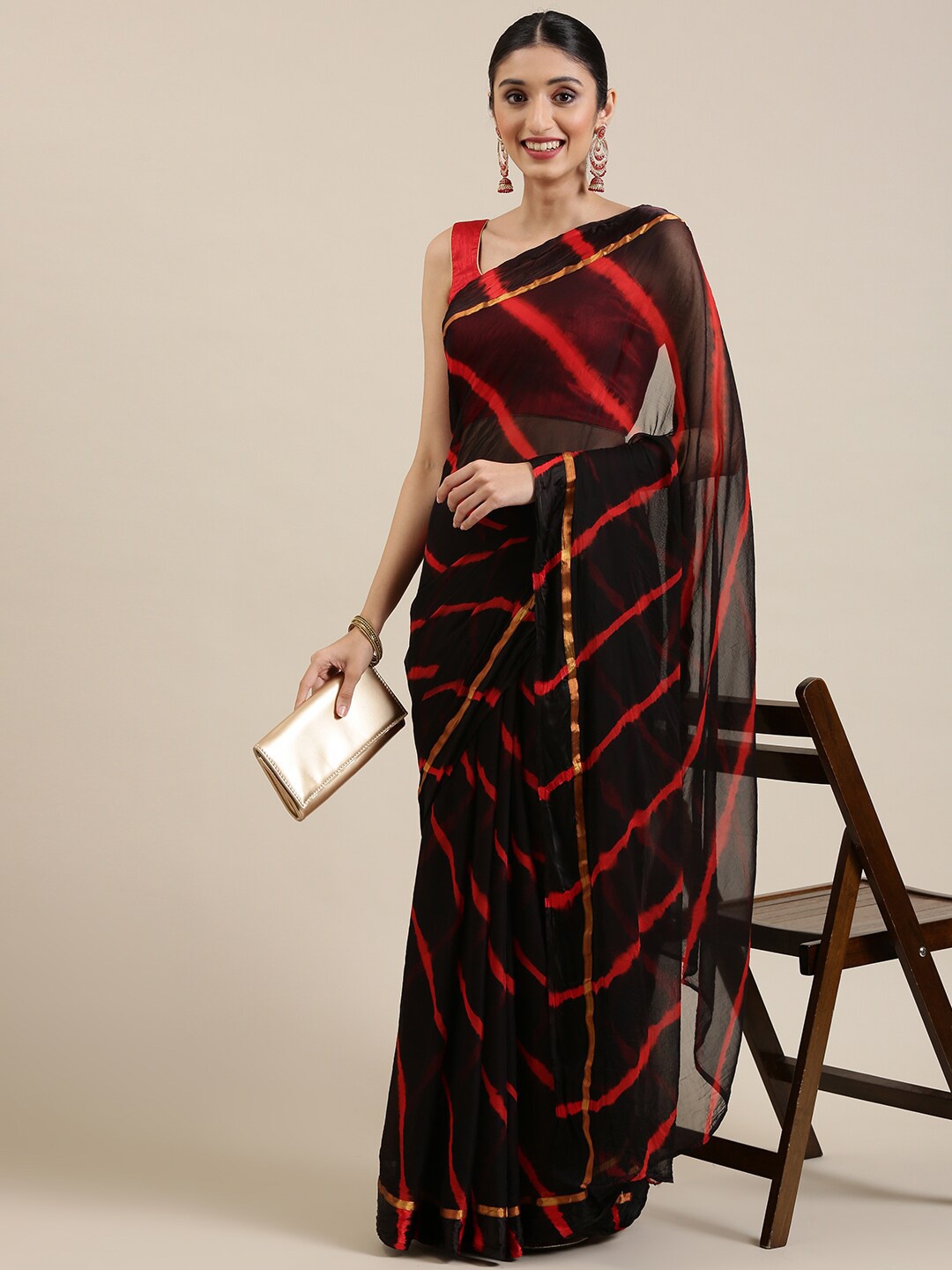 

Pavechas Leheriya Zari Leheriya Saree, Black