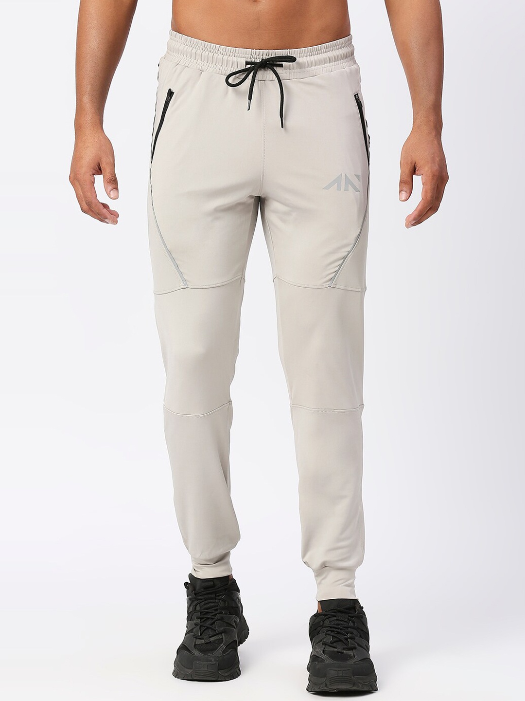 

AESTHETIC NATION Men Rapid-Dry Training Joggers, Grey
