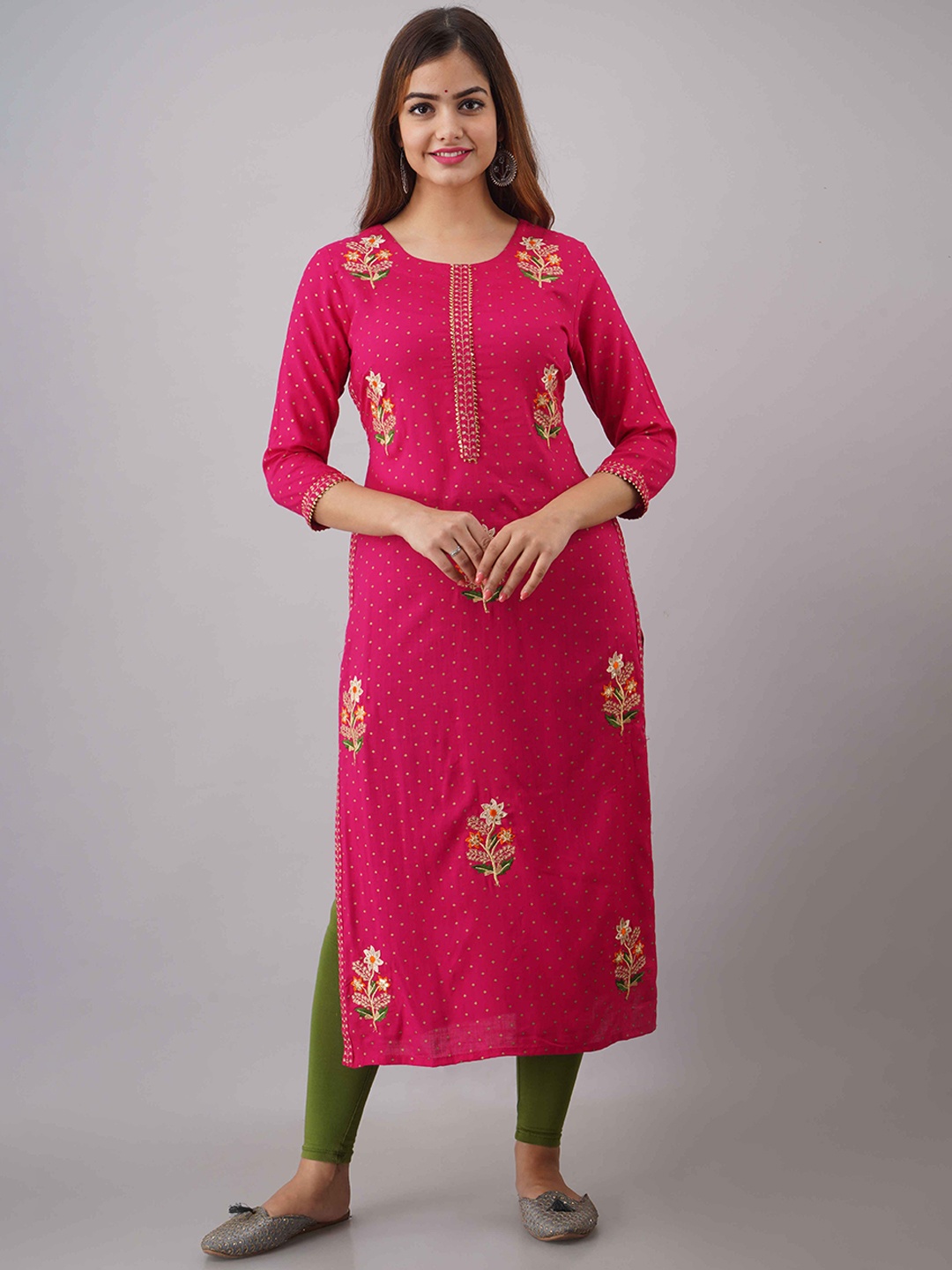 

FASHION DEPTH Women Geometric Printed Gotta Patti Kurta, Pink