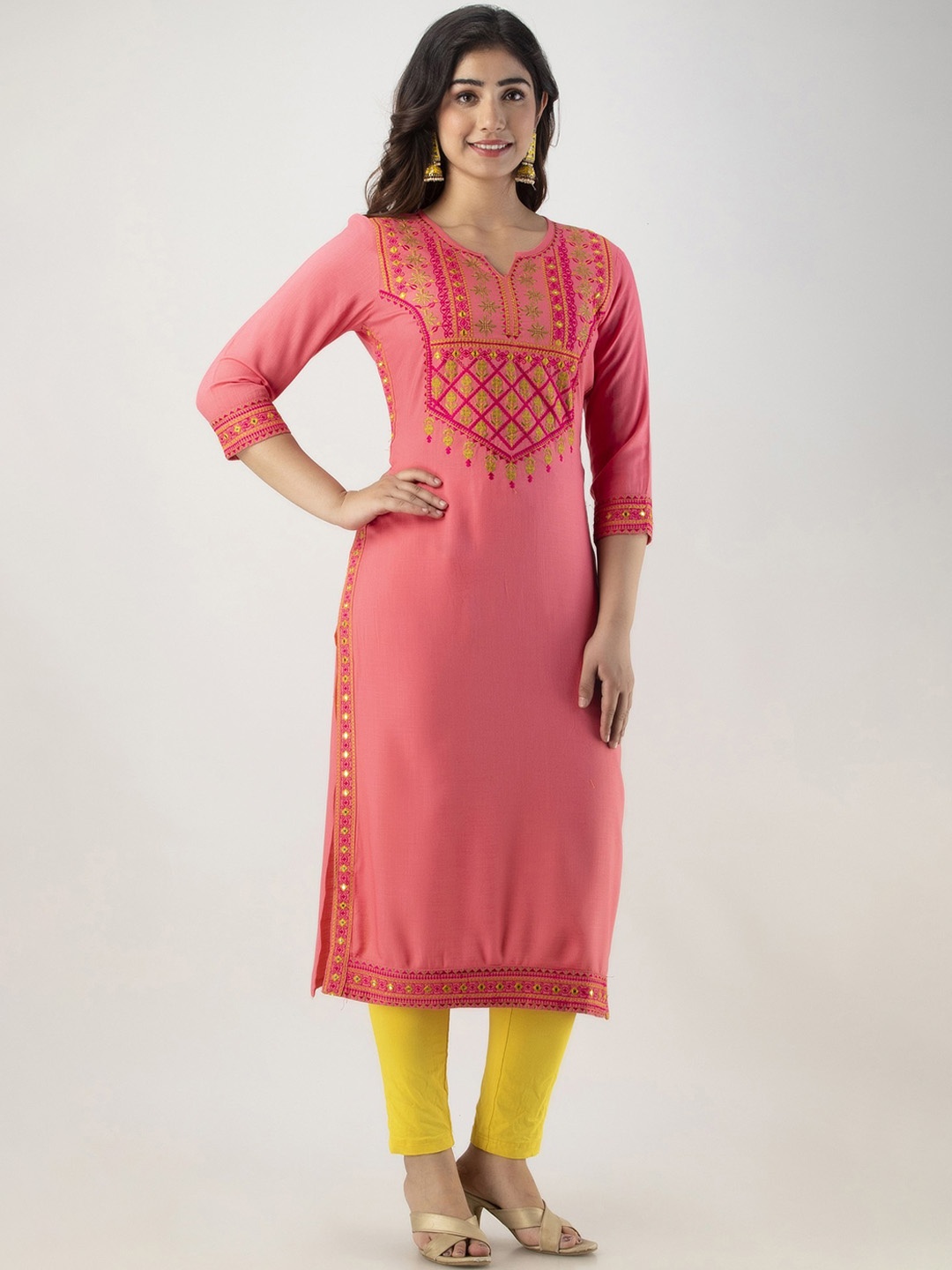 

FASHION DEPTH Women Ethnic Motifs Yoke Design Notch Neck Kurta, Peach